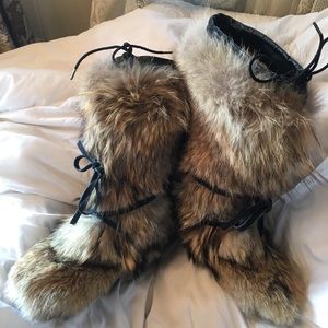 Authentic Genuine Fur Mukluks Winter Boots/ Snow